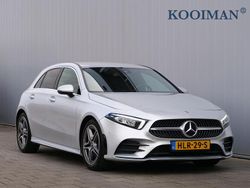 Grijs Gebruikt 2022 Mercedes A200 Luxury Hatchback | € 29.945 (Eerlijke prijs)