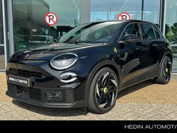 Zwart Nieuw 2025 Fiat 600E Abarth SUV | € 39.990