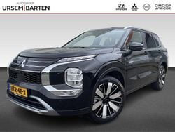 Zwart Gebruikt 2025 Mitsubishi Outlander P-HEV Edition SUV | € 53.930