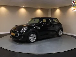 Zwart Gebruikt 2018 Mini Cooper Hatchback | € 13.940 (Super prijs)