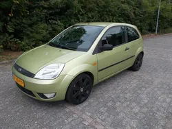 Groen Gebruikt 2005 Ford Fiesta Futura Hatchback | € 1.500 (Eerlijke prijs)