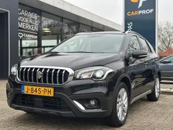 Zwart, metallic lak Gebruikt 2020 Suzuki SX4 S-Cross SUV | € 17.950 (Eerlijke prijs)