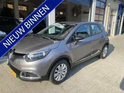 Grijs Gebruikt 2016 Renault Captur Expression SUV | € 11.950 (Eerlijke prijs)