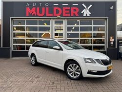 Wit Gebruikt 2017 Skoda Octavia Business Line Stationwagen | € 10.950 (Eerlijke prijs)
