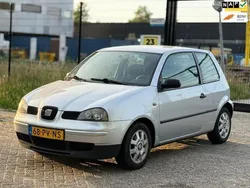 Grijs Gebruikt 2005 Seat Arosa Stella Hatchback | € 850 (Goede deal)