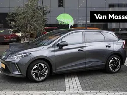 Grijs Gebruikt 2023 MG MG4 EV Luxury Hatchback | € 24.495 (Eerlijke prijs)
