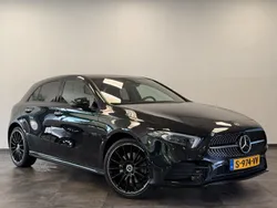 Zwart Gebruikt 2023 Mercedes A250 AMG line Hatchback | € 37.450 (Duur)