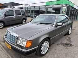 Bruin Gebruikt 1992 Mercedes 300 Coupé | € 16.950