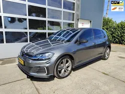Grijs Gebruikt 2017 VW Golf VII Highline Stationwagen | € 18.750 (Eerlijke prijs)