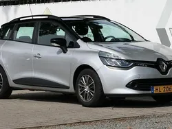 Zilver Gebruikt 2015 Renault Clio IV Expression Stationwagen | € 9.900 (Iets duurder)