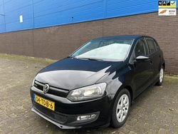 Zwart Gebruikt 2012 VW Polo Comfortline Hatchback | € 2.199 (Goede deal)