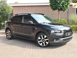 Zwart Gebruikt 2016 Citroën C4 Cactus PureTech Hatchback | € 7.950 (Eerlijke prijs)