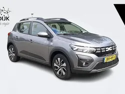 Grijs Nieuw 2025 Dacia Sandero Expression Hatchback | € 22.995 (Eerlijke prijs)