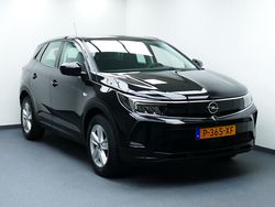 Zwart Gebruikt 2022 Opel Grandland X Edition SUV | € 24.944 (Iets duurder)