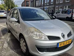 Grijs Gebruikt 2008 Renault Clio II Hatchback | € 1.200 (Goede deal)