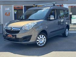 Bruin, metallic lak Gebruikt 2017 Opel Combo Edition MPV | € 11.950