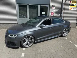 Grijs Gebruikt 2017 Audi RS3 Comfort Hatchback | € 39.950 (Eerlijke prijs)