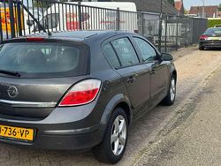 Grijs Gebruikt 2009 Opel Astra Business Hatchback | € 2.500 (Goede deal)