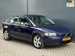 Blauw Gebruikt 2005 Volvo S40 Sedan | € 2.299 (Iets duurder)