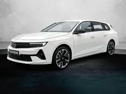 Wit Nieuw 2025 Opel Astra Edition Stationwagen | € 38.690 (Goede deal)