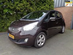 Bruin, metallic lak Gebruikt 2010 Kia Venga Hatchback | € 4.995 (Eerlijke prijs)