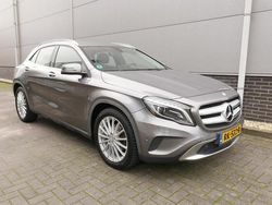Grijs (metallic) Gebruikt 2016 Mercedes GLA180 Prestige SUV | € 17.750 (Goede deal)
