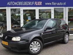 Zwart Gebruikt 2002 VW Golf IV Hatchback | € 1.450 (Iets duurder)