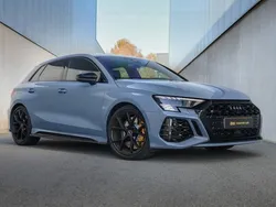 Grijs Gebruikt 2022 Audi RS3 S-Line Hatchback | € 64.950 (Iets duurder)