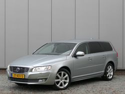 Grijs, metallic lak Gebruikt 2016 Volvo V70 Stationwagen | € 23.999 (Iets duurder)