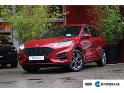 Rood Gebruikt 2022 Ford Kuga ST-Line SUV | € 25.950 (Eerlijke prijs)