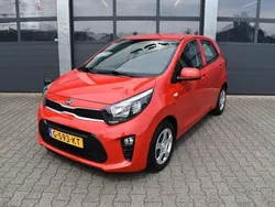 Rood Gebruikt 2019 Kia Picanto Hatchback | € 11.830 (Eerlijke prijs)
