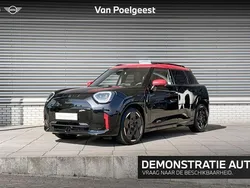 Midnight black ii Gebruikt 2025 Mini Cooper Hatchback | € 47.740