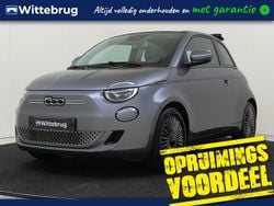 Grijs, metallic lak Gebruikt 2022 Fiat 500C Icon Cabriolet | € 18.000 (Super prijs)