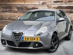 Grijs Gebruikt 2012 Alfa Romeo Giulietta Distinctive Hatchback | € 9.850 (Duur)
