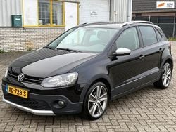 Zwart (metallic) Gebruikt 2012 VW Polo Cross Hatchback | € 6.495 (Goede deal)