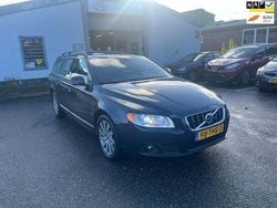 Grijs (metallic) Gebruikt 2012 Volvo V70 Stationwagen | € 7.499 (Goede deal)