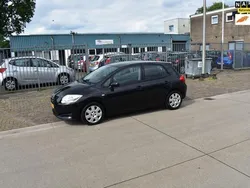 Zwart, metallic lak Gebruikt 2008 Toyota Auris Terra Hatchback | € 4.450 (Goede deal)