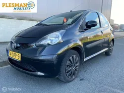 Zwart Gebruikt 2008 Toyota Aygo Hatchback | € 1.650 (Goede deal)