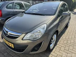 Bruin Gebruikt 2012 Opel Corsa Color Edition Hatchback | € 2.950 (Eerlijke prijs)