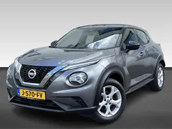 Grijs Gebruikt 2020 Nissan Juke Acenta SUV | € 19.425 (Eerlijke prijs)