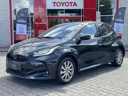 Zwart Gebruikt 2023 Toyota Yaris Hatchback | € 19.700 (Goede deal)