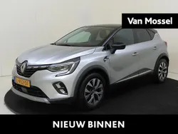 Grijs Gebruikt 2021 Renault Captur Intens SUV | € 19.435 (Eerlijke prijs)