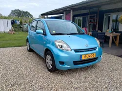 Blauw Gebruikt 2009 Daihatsu Sirion Hatchback | € 1.450 (Eerlijke prijs)