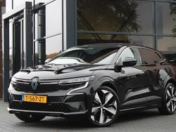 Zwart Gebruikt 2023 Renault Megane E-Tech Techno Hatchback | € 24.850 (Goede deal)