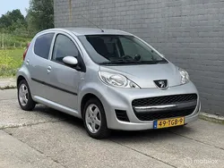 Grijs Gebruikt 2012 Peugeot 107 Sportium Hatchback | € 4.500 (Eerlijke prijs)