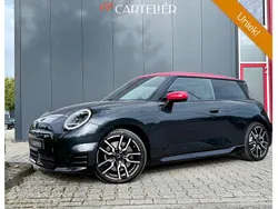Grijs Gebruikt 2024 Mini John Cooper Works Hatchback | € 42.600