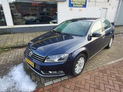 Blauw Gebruikt 2013 VW Passat Comfortline Sedan | € 8.950 (Eerlijke prijs)