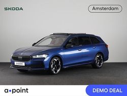 Blauw Gebruikt 2025 Skoda Superb Business Line Stationwagen | € 46.949