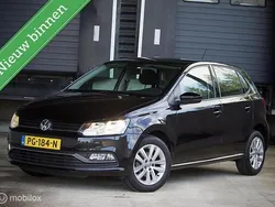 Zwart Gebruikt 2017 VW Polo Comfortline Hatchback | € 10.245 (Goede deal)