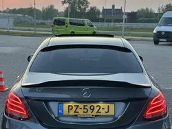 Grijs Gebruikt 2017 Mercedes C180 AMG line Sedan | € 22.000 (Eerlijke prijs)